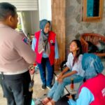 Pos Pam JLS Pertemukan Anak Yang Linglung Lupa Arah Dengan Keluarganya.