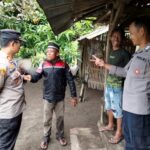 Polsek Rejotangan Datangi Adanya Laporan Orang Tidak Dikenal Yang Tinggal di rumah Warga Desa Buntaran