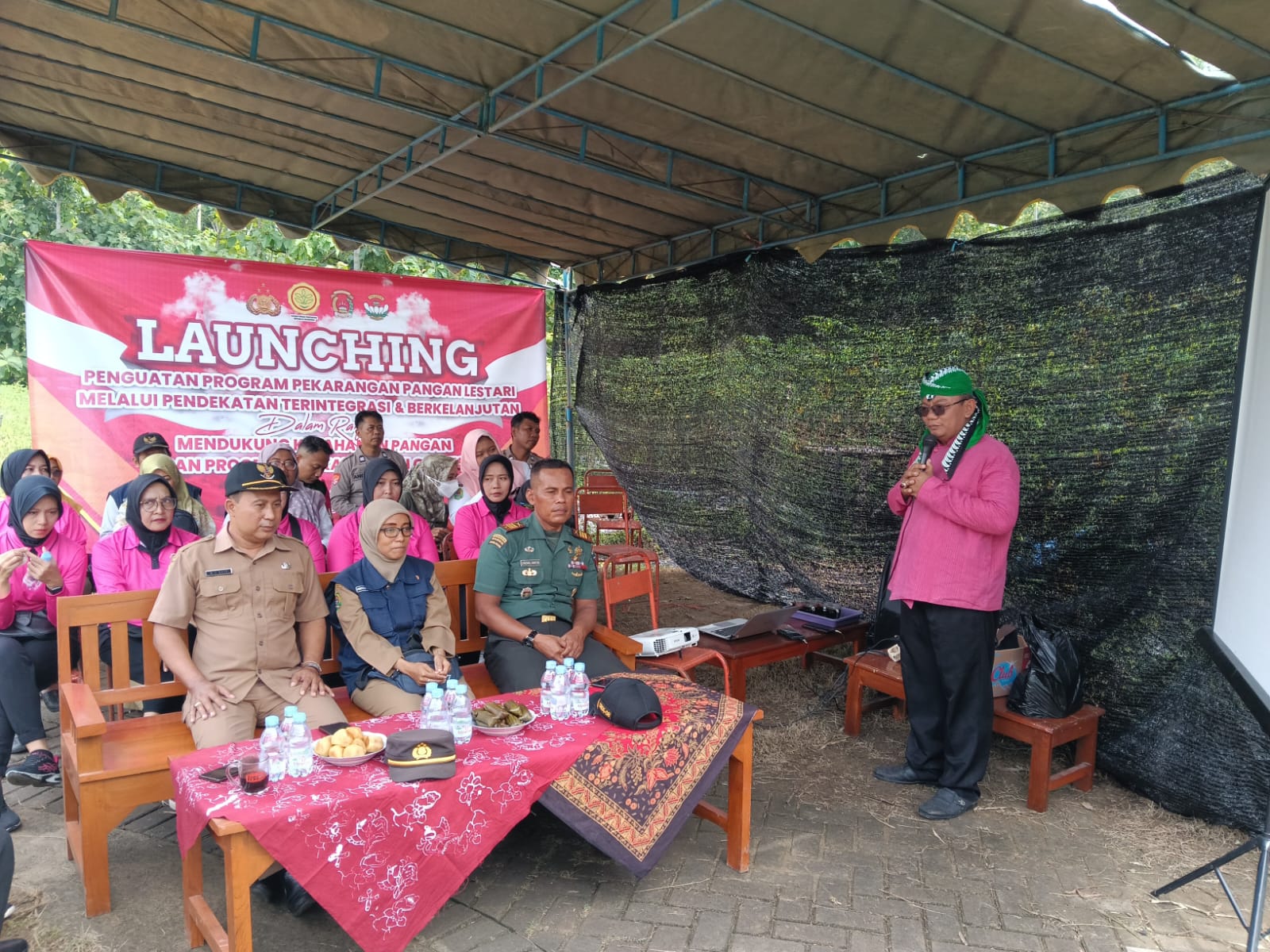 Pengarahan pada masyarajkat terkait Ketahanan Pangan dan Program Makan Bergizi Gratis di Trenggalek