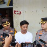 Kapolres Tulungagung Meninjau Pengamanan Pembagian 3.000 Paket Zakat Mal K-Cunk Motor di GOR Lembupeteng