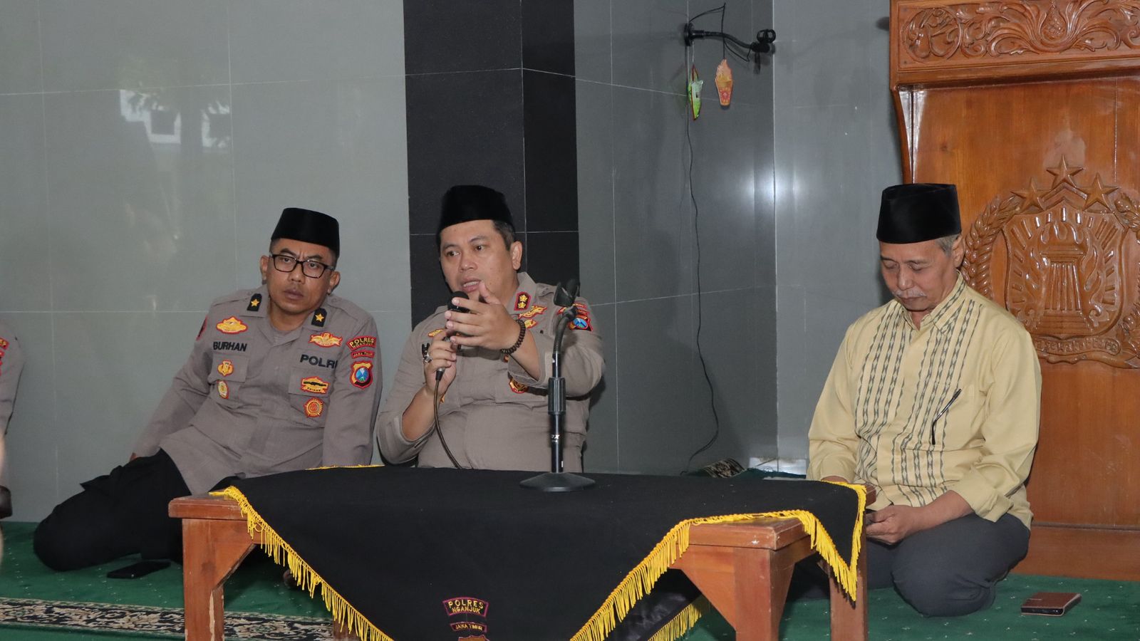 Suasana pengajian yang diadakan oleh Polres Nganjuk