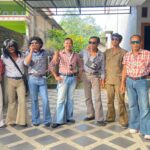 Warga RT 002 Jadi Bintang Karnaval Bersih Desa dengan Gaya Tahun 70-an