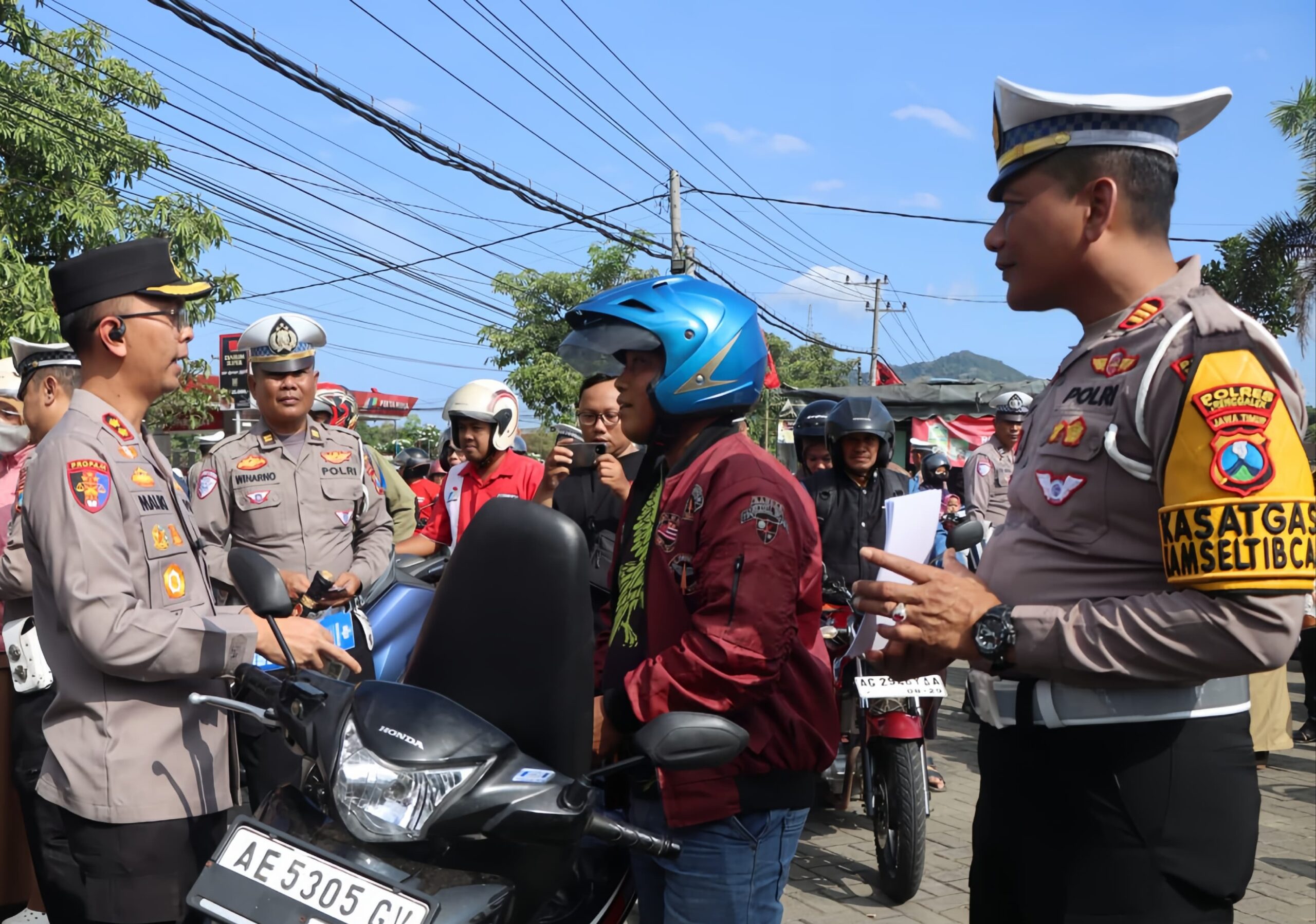 Polres Trenggalek dan PM TNI Gelar Razia Gabungan: puluhan Pelanggar Langsung Ditilang
