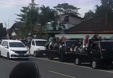 Ratusan Warga Serbu Polres Trenggalek, Tuntut Keadilan Tabungan Koperasi yang Tak Kunjung Cair