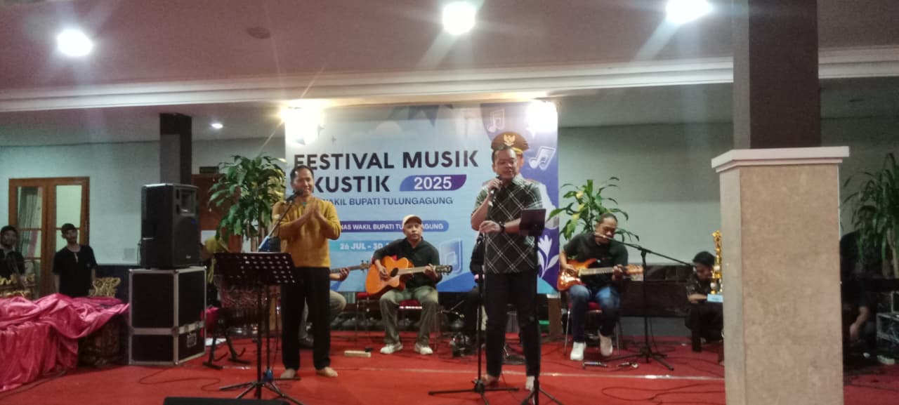 Malam Spesial di Pendopo Kidul, Festival Musik Akustik Piala Wabup Tulungagung 2025 Putaran Kedua Meriahkan Malam Minggu