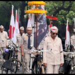 Satlantas Polres Nganjuk Bersama Komunitas Sepeda Kuno Gelar Hening Cipta di Simpang Empat Tugu Jaya Stamba