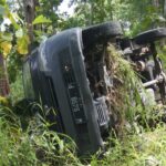 Ngeri! Mobil Terbalik di Tikungan Jowin, Satu Korban Tewas di Tempat