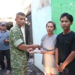 Dandim 0807/Tulungagung Salurkan Bantuan Sosial kepada Korban Kebakaran Rumah Anggota Saka Wira Kartika